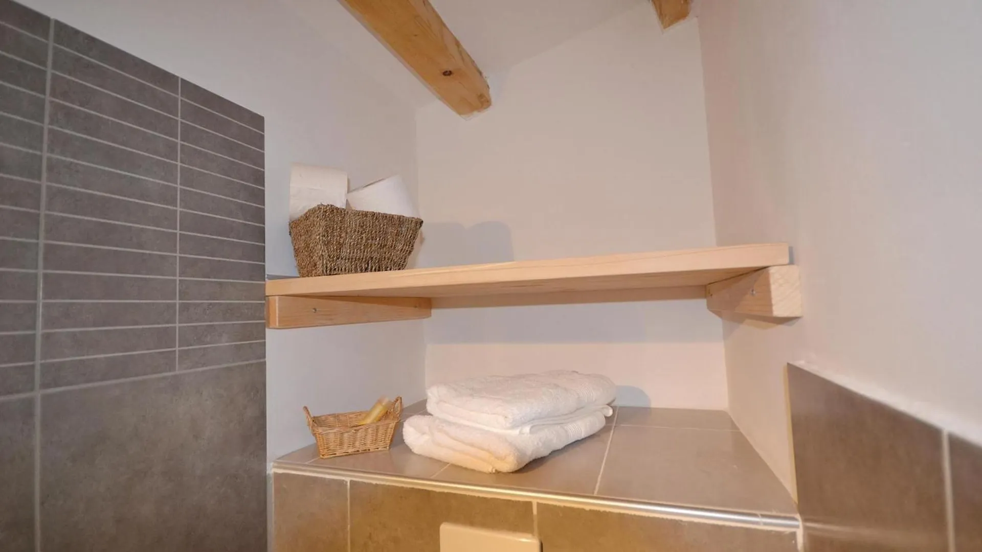 Awesome Home In St Marcellin L Vaison